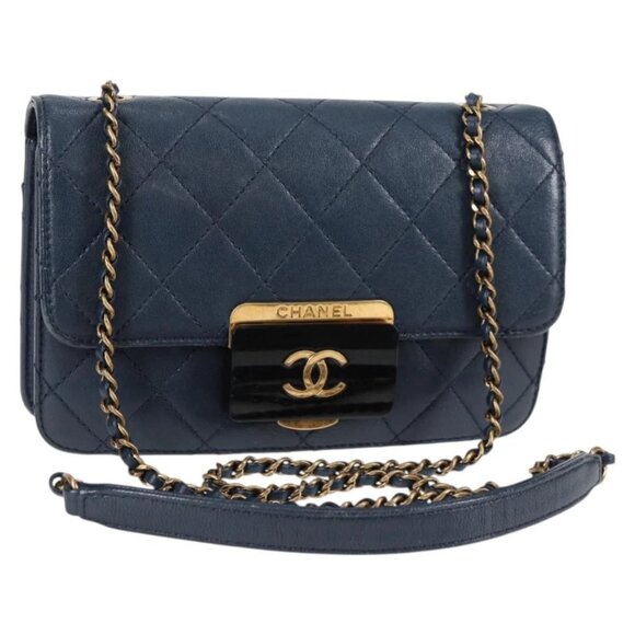 CHANEL Matelasse Beauty Lock Chain Bag leather Navy Gold CC Auth 135613V - Picture 1 of 16